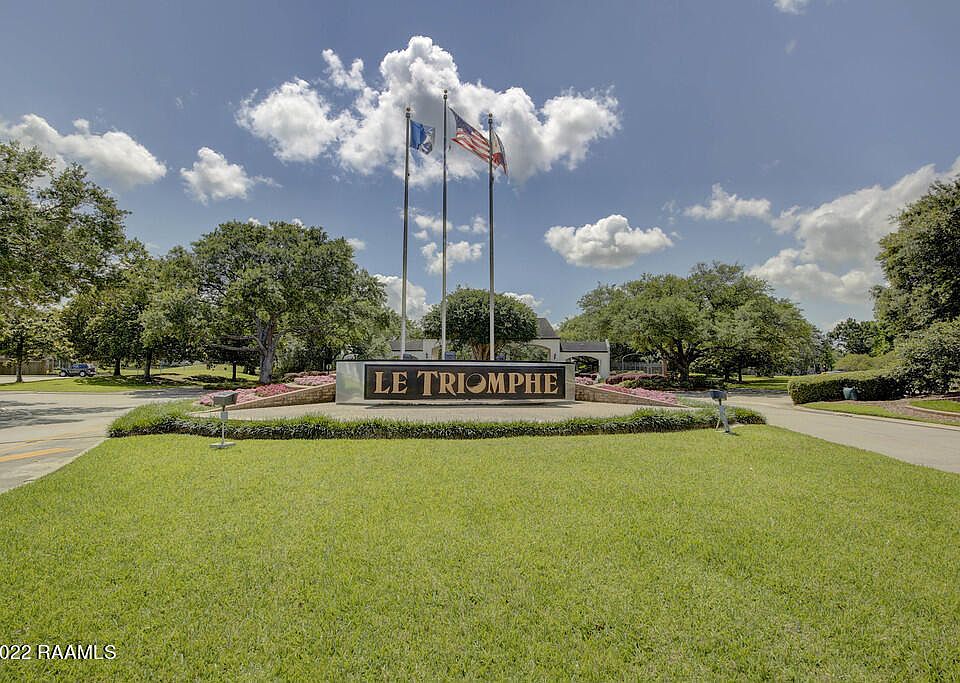 1st image of 309 Shinnecock Hills Dr