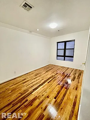 Rented by REAL New York | media 14