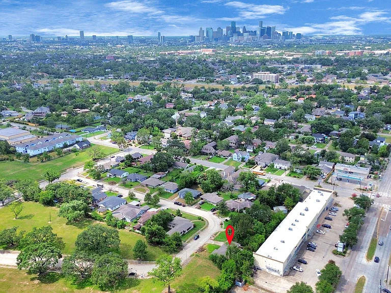 3743 Odin Ct — Photo 36