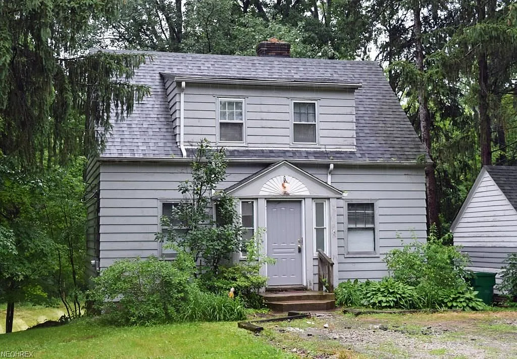 2527 River Rd photo 1