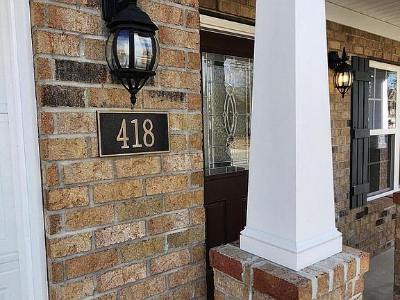 3rd image of 418 Ginger Drive