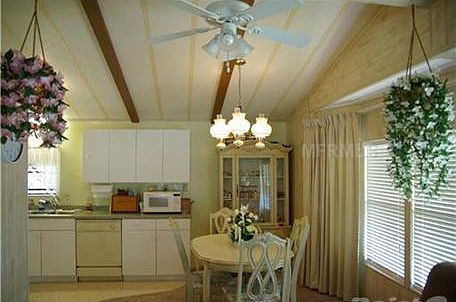 4th image of 6023 Grand Oaks Dr SE