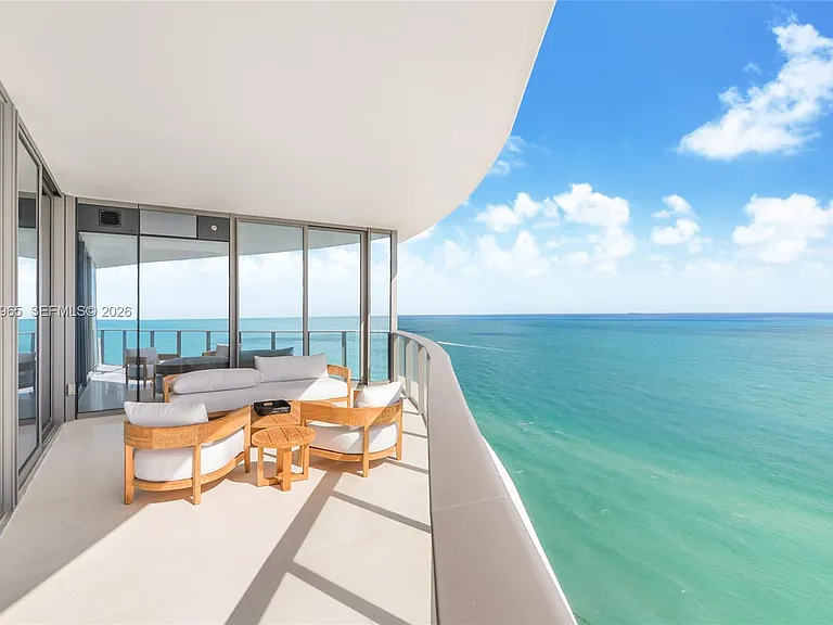 15701 Collins Ave #2302 — Photo 18