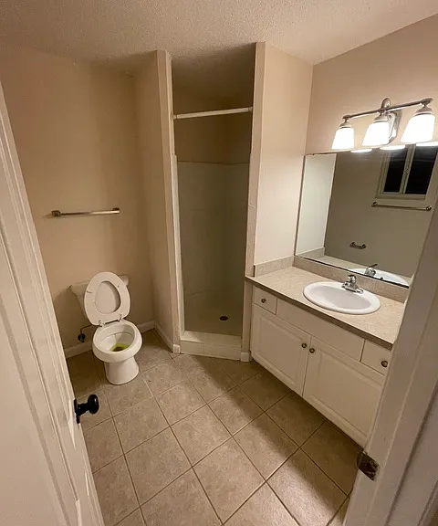Owner Bath