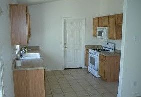 2nd image of 2803 Louise Ave