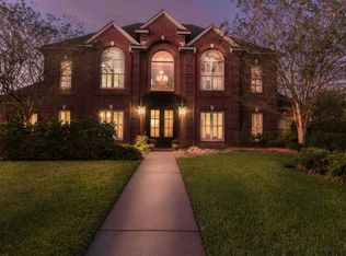 18 Oakleigh Blvd, Beaumont, TX 77706