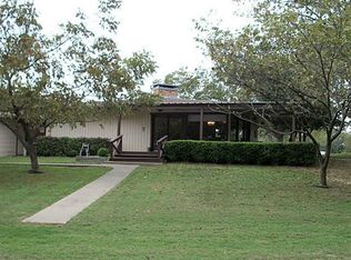 8111 Hill Top Rd, Lone Oak, TX 75453