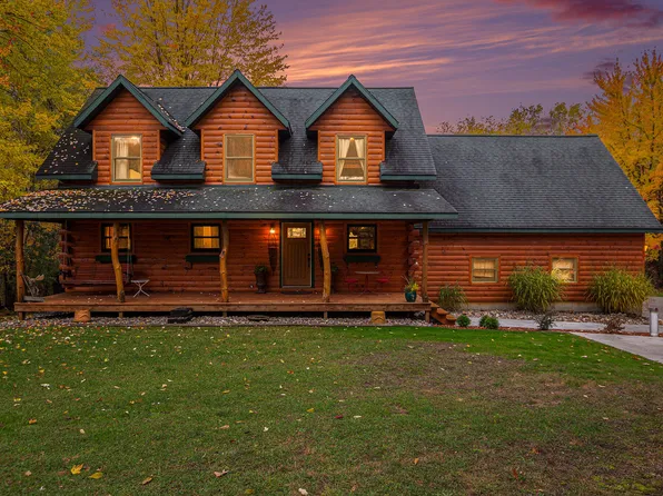 3535 E Beyer Rd, Fountain, MI 49410