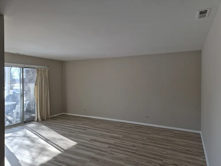 271 Southwick Ct #271 — Photo 11