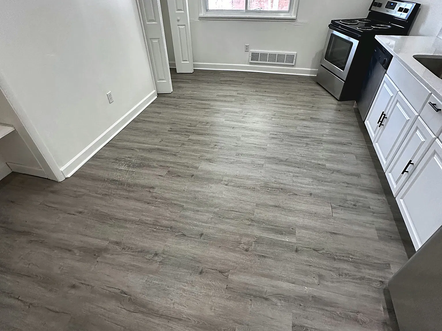 154 Monastery Place - 1 — Photo 4