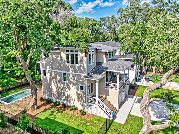 4th image of 37 Oleander St