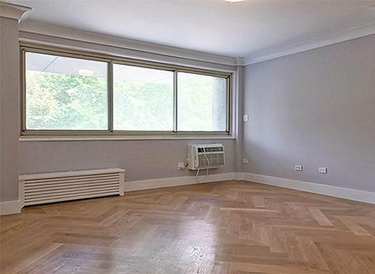 5th image of 70 W 93rd St #702K