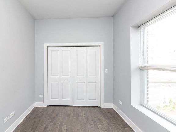 5th image of 2062 W Coulter St Unit 1