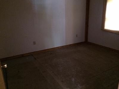5th image of 9793 Tower Ct