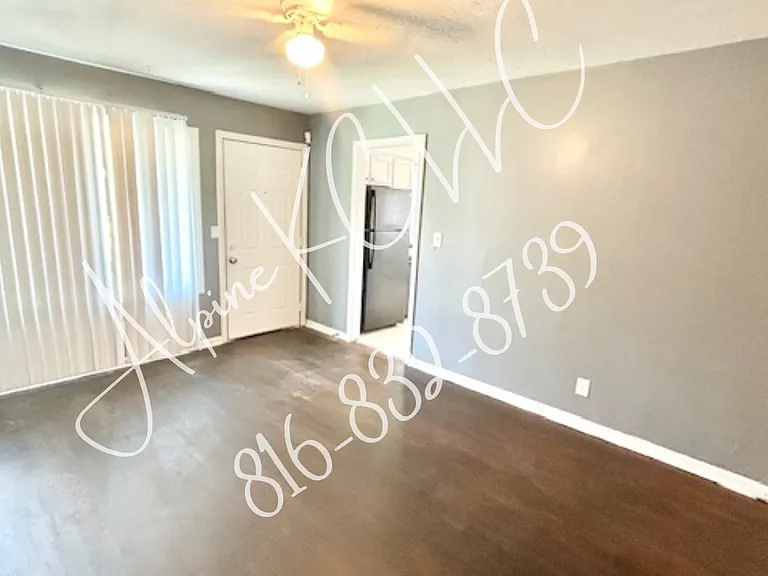 7040 Agnes Ave — Photo 2