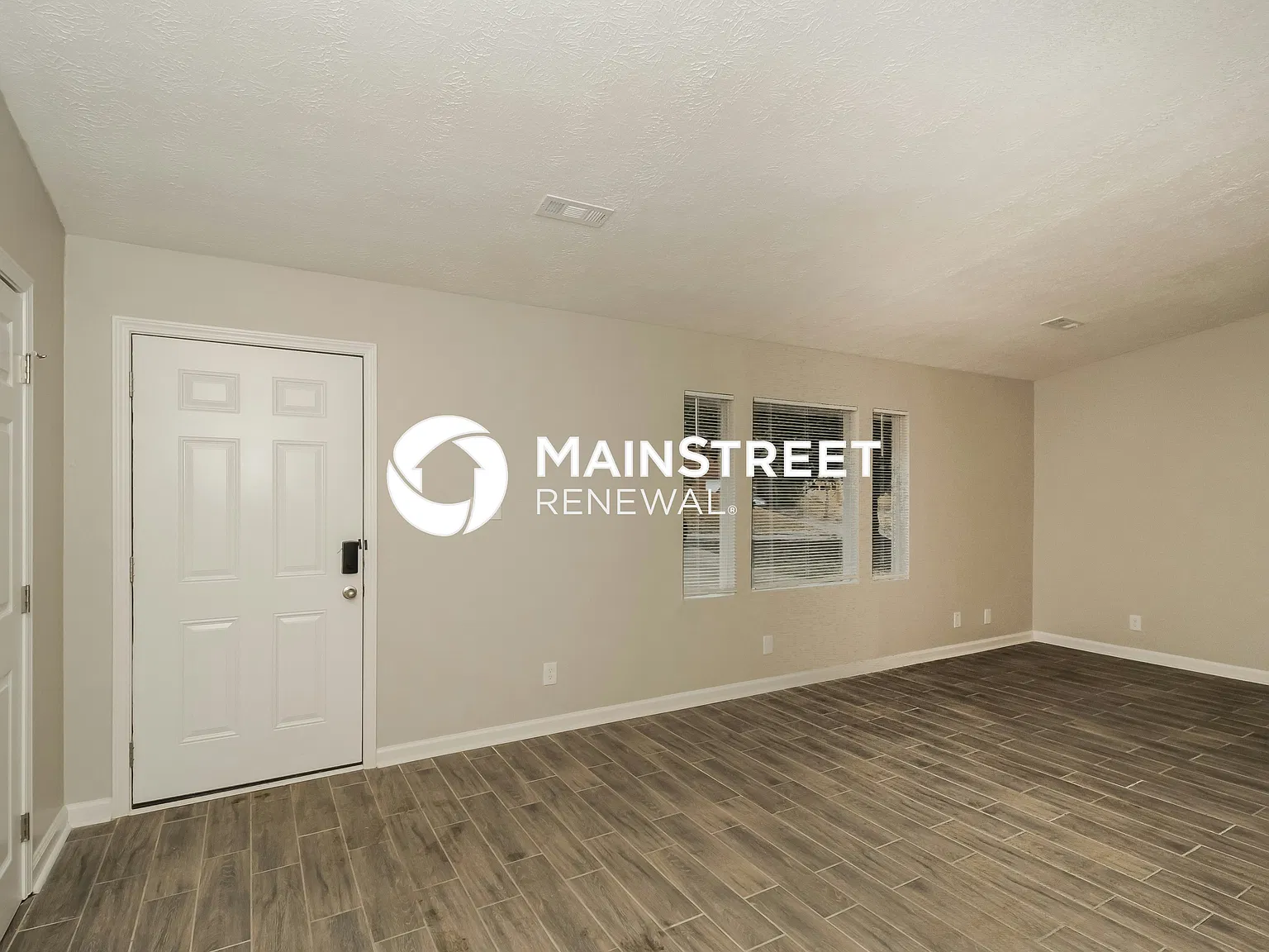 1349 Willow Trl Sw — Photo 2