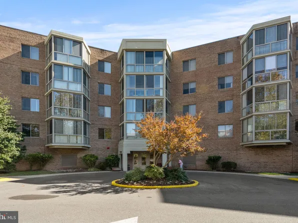 2900 N Leisure World Blvd APT 504, Silver Spring, MD 20906
