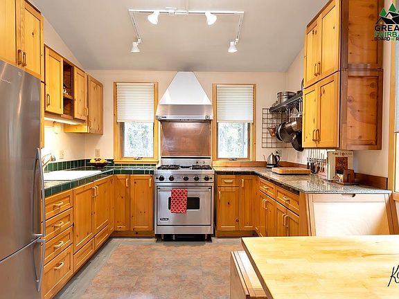 2nd image of 2091 Weston Dr #2075