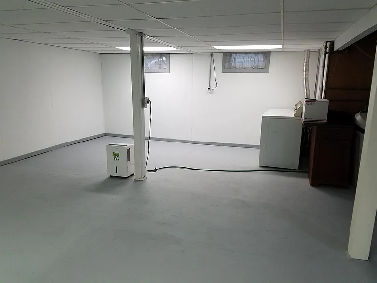 Basement Laundry