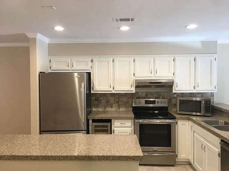 528 Commerce Dr — Photo 4