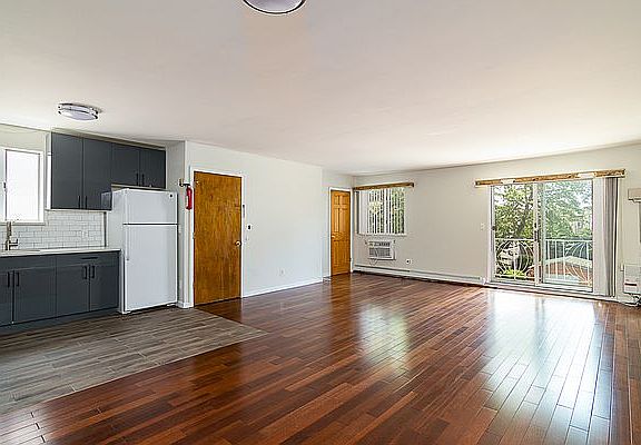 2nd image of 1465 67th St APT 3