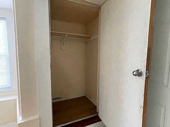 3rd image of 14 Florida Rd APT 1