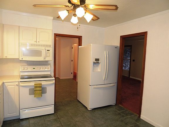 5th image of 4604 Newbern Heights Dr
