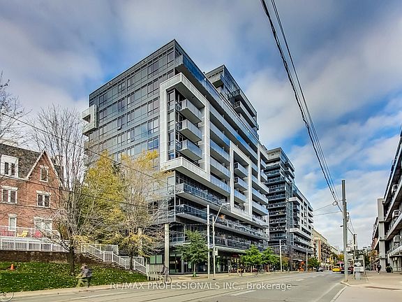 4th image of 1030 King St W #912