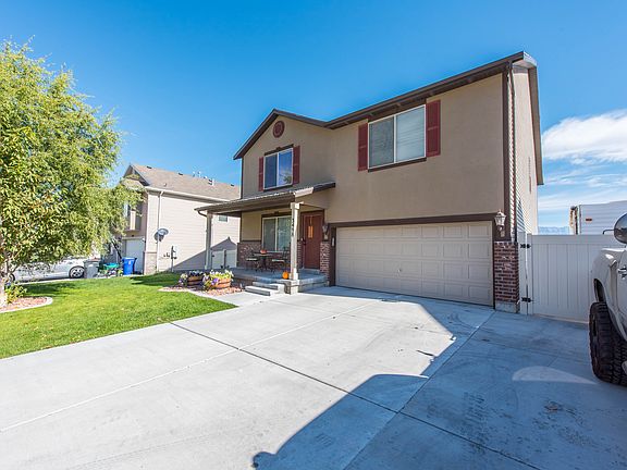 3rd image of 3498 S Hawk Dr