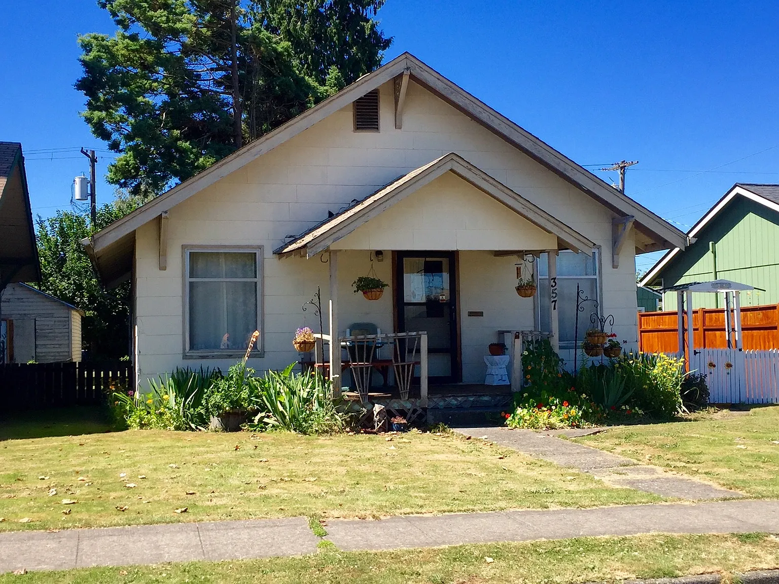 357 22nd Ave photo 1