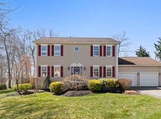 87 Shand Court Cir, Somerset, MA 02726