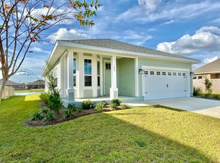 100 Saw Grass Way, Panama City, FL 32404