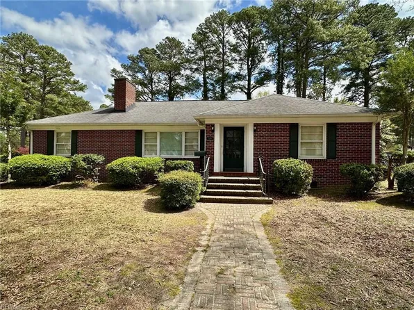 520 N Broad St, Suffolk, VA 23434