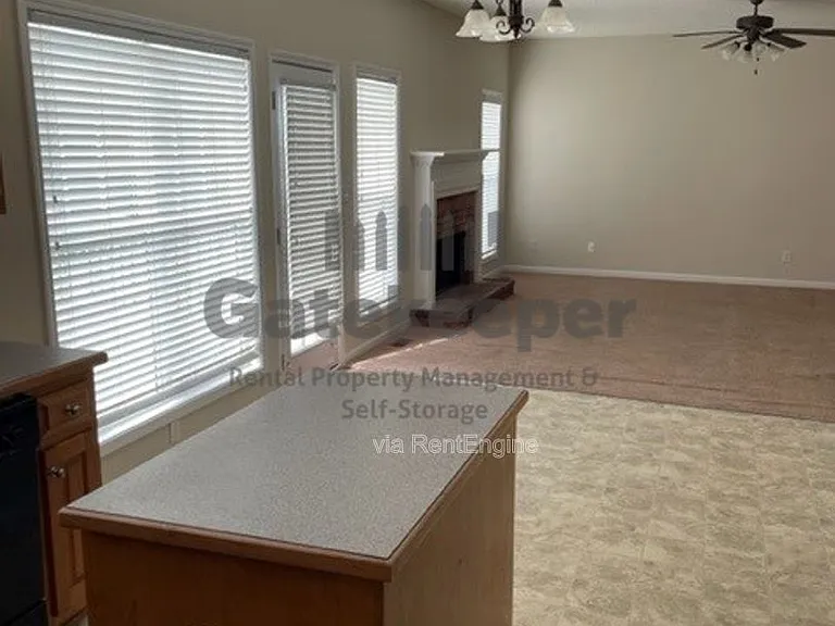 309 Hambrick Park — Photo 10