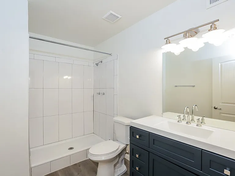 8402 S 15th Way — Photo 12