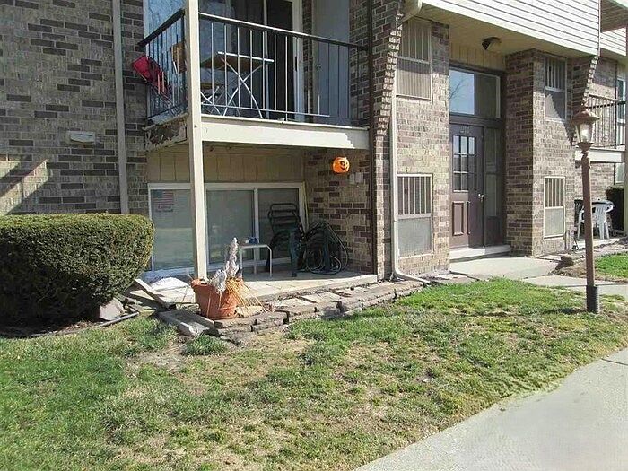 1st image of 17010 Clinton River Rd APT 158A
