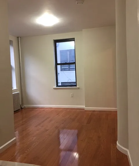 210 Thompson St #5DN — Photo 1
