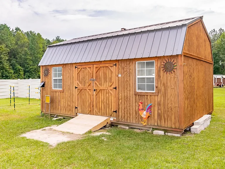 shed