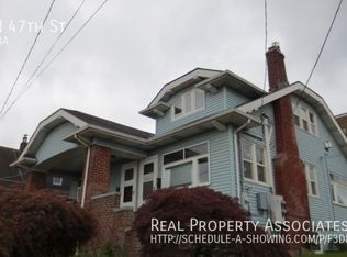 821 N 47th St, Seattle, WA 98103