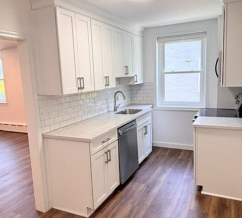 2nd image of 23 Morton Rd APT A