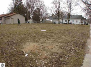 303 E North St, Ithaca, MI 48847