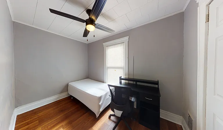 305 S Beech St — Photo 9