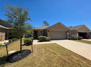 221 Harper Ridge Dr, Montgomery, TX 77316