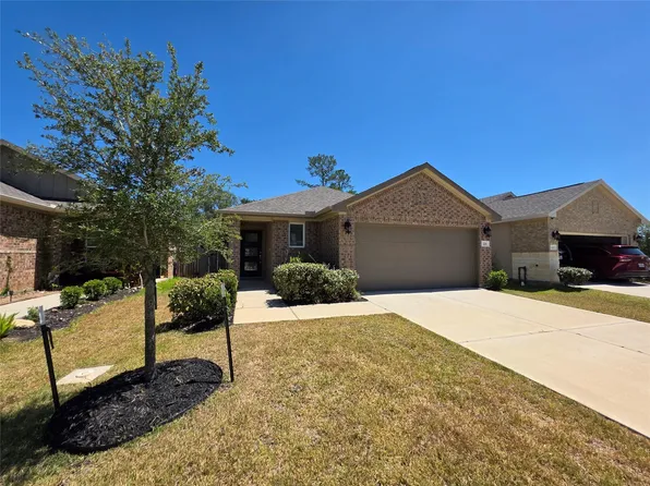 221 Harper Ridge Dr, Montgomery, TX 77316