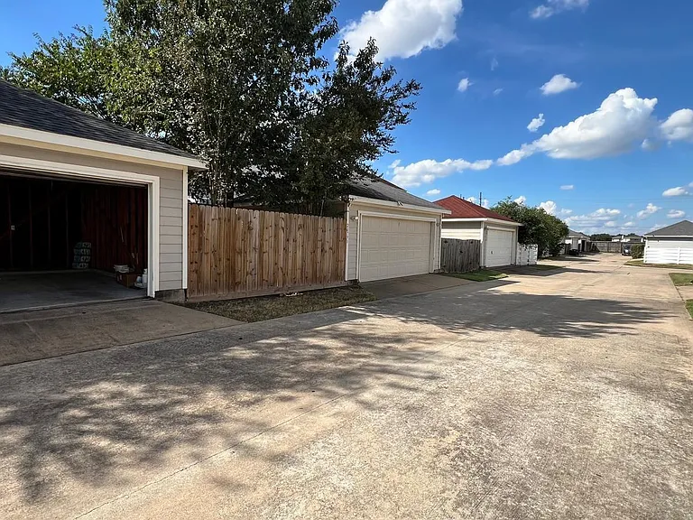 20729 Patriot Park Ln — Photo 27