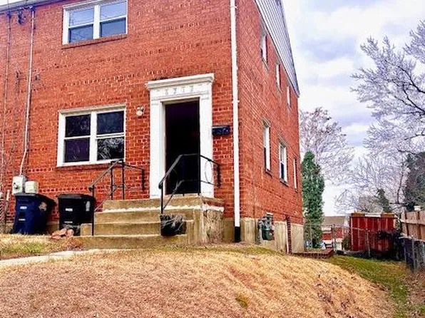 6212 Carters Ln, Riverdale, MD 20737