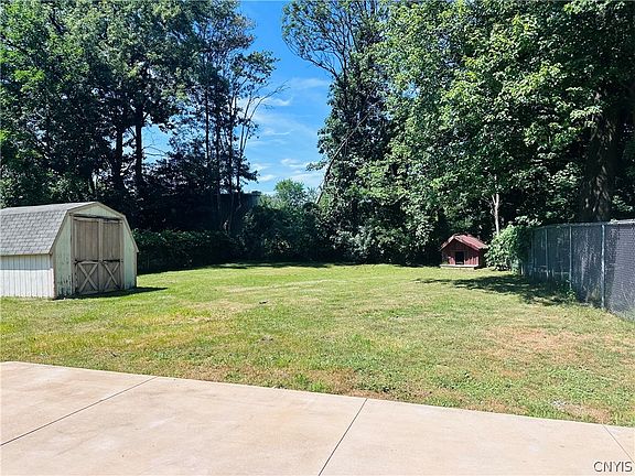 2nd image of 168 Verda Ave