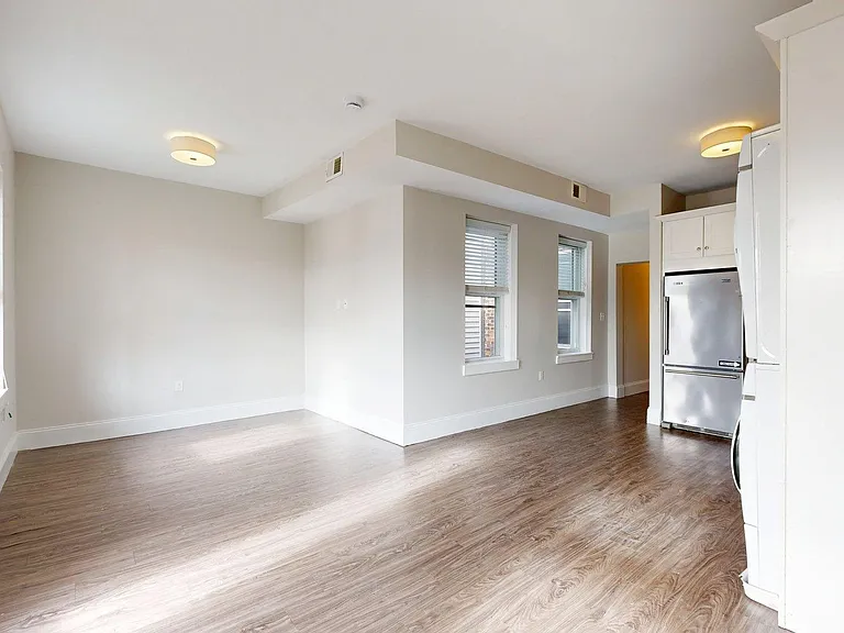 133 Paris St #1 — Photo 10