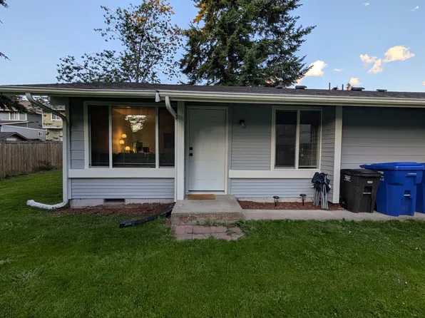 215 N Cabot Rd #2, Everett, WA 98203