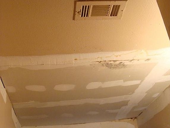 4th image of 3032 Manson St